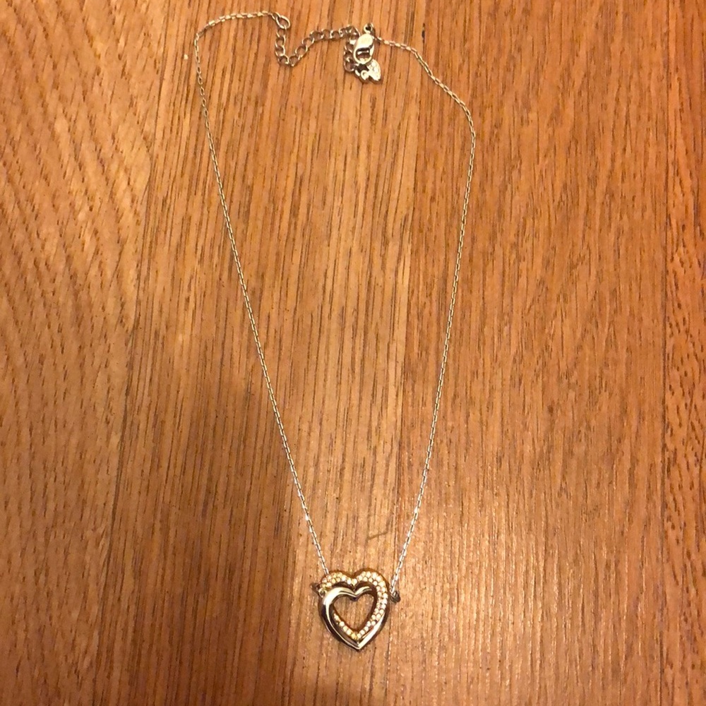 I’m seling Necklace brandname Swarovski